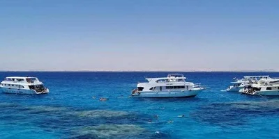 GLASBODENBOOT AB SHARM EL SHEIKH HAFEN